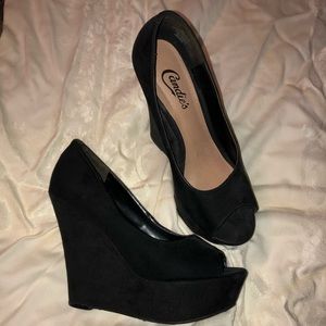Black wedge heels